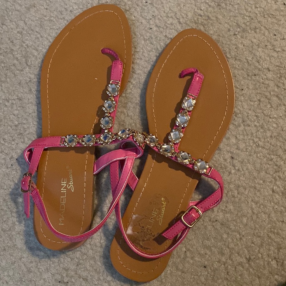 Preowned Madeline Stuart Sandals